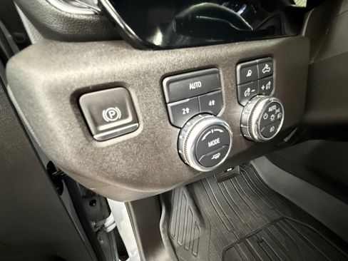 Used 2024 GMC Sierra 1500 Elevation w/ Elevation Premium Package AWD/4WD image 22