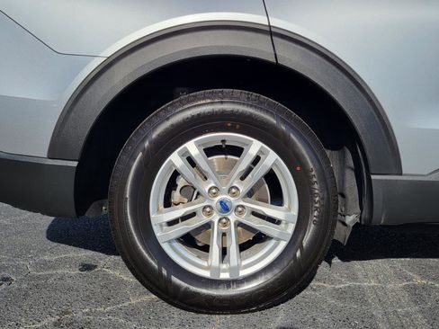 Used 2022 Ford Explorer Base image 13