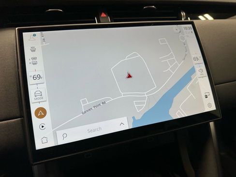 New 2025 Land Rover Discovery Sport S image 18