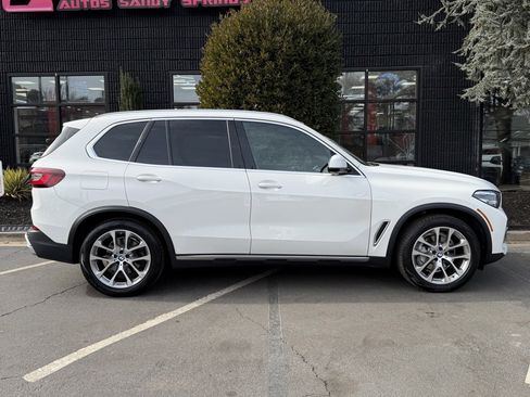 Used 2021 BMW X5 xDrive40i w/ Convenience Package image 21