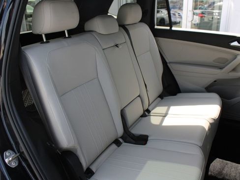 Certified 2024 Volkswagen Tiguan SE R-Line w/ MDO Package, Two-Row image 24