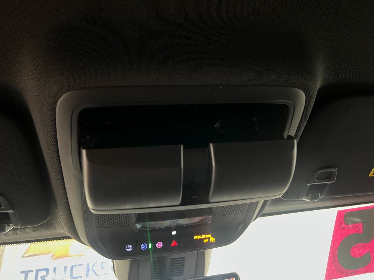 Used 2025 Chevrolet Equinox LT w/ Convenience Package II FWD image 64