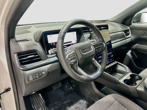 Used 2026 GMC Terrain Elevation w/ Black Edition AWD/4WD image 9