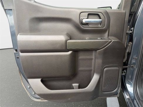 Used 2021 Chevrolet Silverado 1500 LT image 12