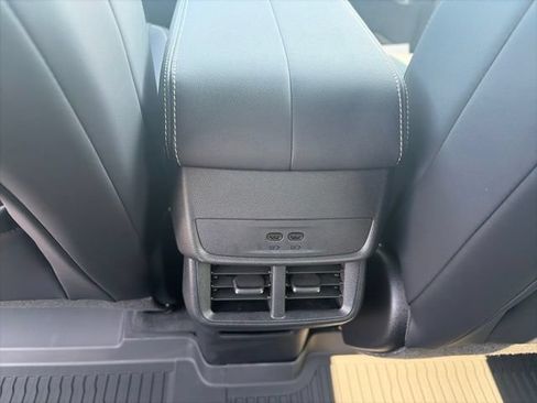 New 2027 GMC Terrain Elevation w/ Elevation Premium Package AWD/4WD image 13
