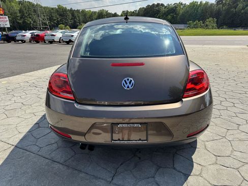 Used 2015 Volkswagen Beetle 1.8T FWD image 11