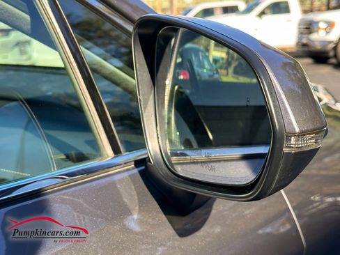 Used 2017 Lexus RX 350 Premium w/ Premium Package image 37