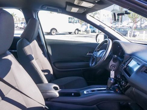 Used 2019 Honda HR-V Sport image 16