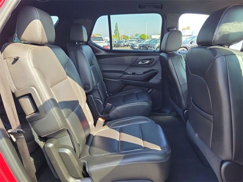 Certified 2023 Chevrolet Traverse LT image 25