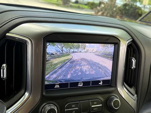 Used 2021 Chevrolet Silverado 1500 LTZ RWD image 23