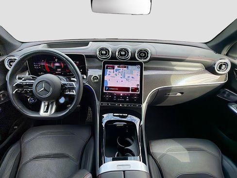 Used 2025 Mercedes-Benz GLC 43 AMG 4MATIC image 16
