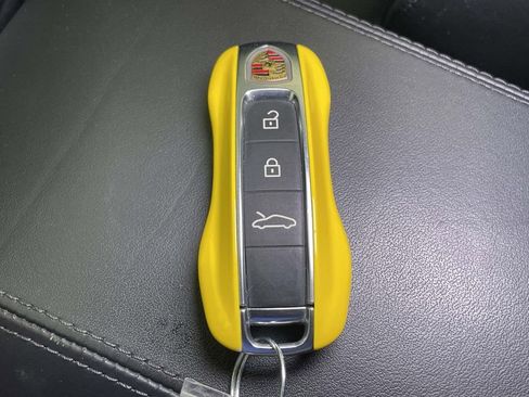 Used 2020 Porsche 911 Carrera S RWD image 40