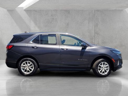 Used 2023 Chevrolet Equinox LT w/ Driver Convenience Package AWD/4WD image 3