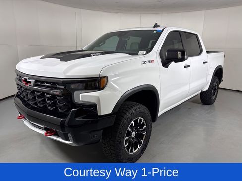 Used 2024 Chevrolet Silverado 1500 ZR2 w/ Technology Package AWD/4WD image 5
