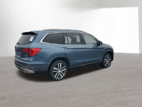 Used 2018 Honda Pilot Elite image 9