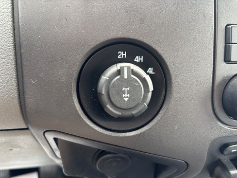 Used 2013 Ford F250 XL w/ PWR Equipment Group AWD/4WD image 20