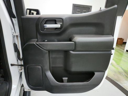 Used 2020 Chevrolet Silverado 1500 Custom Trail Boss w/ Custom Convenience Package image 27