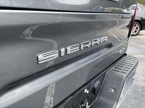 Used 2022 GMC Sierra 1500 SLT w/ SLT Premium Plus Package image 31