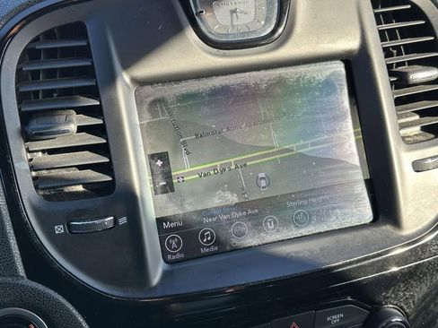 Used 2017 Chrysler 300 S image 26