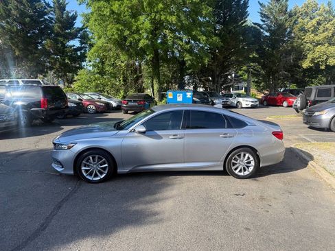 Used 2021 Honda Accord LX image 4