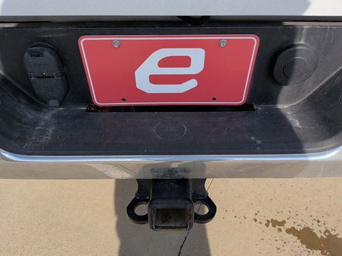 Used 2024 Chevrolet Silverado 2500 LT image 40