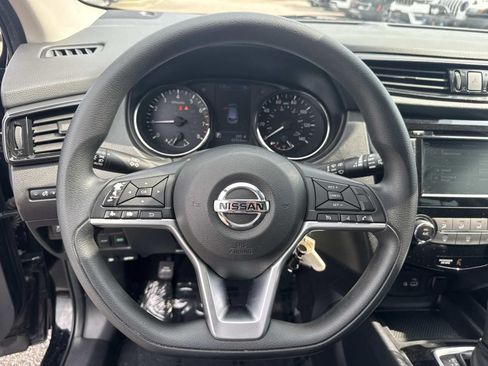 Used 2021 Nissan Rogue Sport S FWD image 22