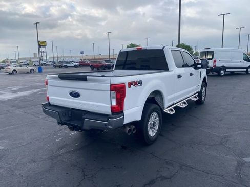 Used 2019 Ford F250 XLT w/ XLT Value Package image 6