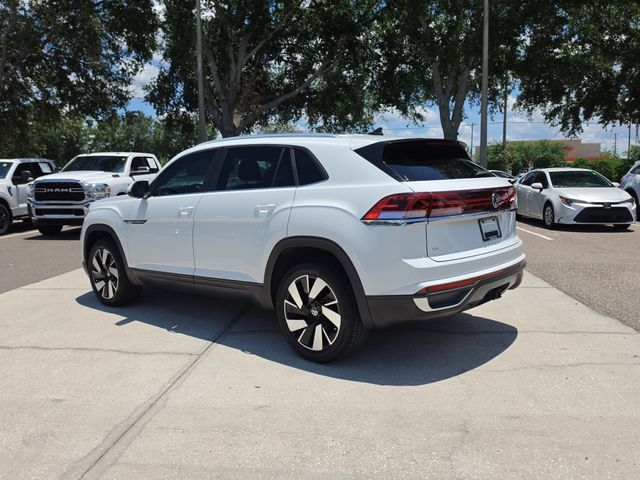 Used 2024 Volkswagen Atlas Cross Sport SE FWD image 6