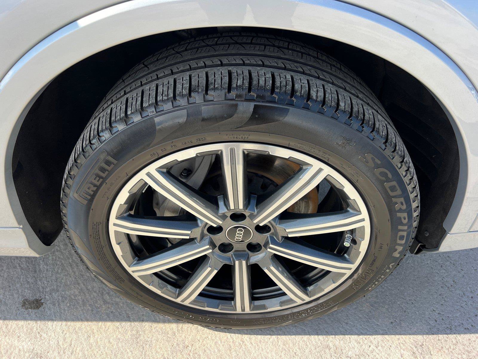Used 2024 Audi Q7 2.0T Premium Plus AWD/4WD image 12