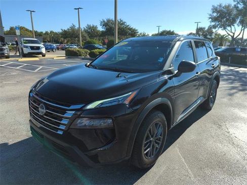 Certified 2025 Nissan Rogue S image 10