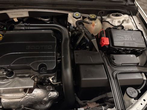 Used 2023 Chevrolet Malibu LT image 23