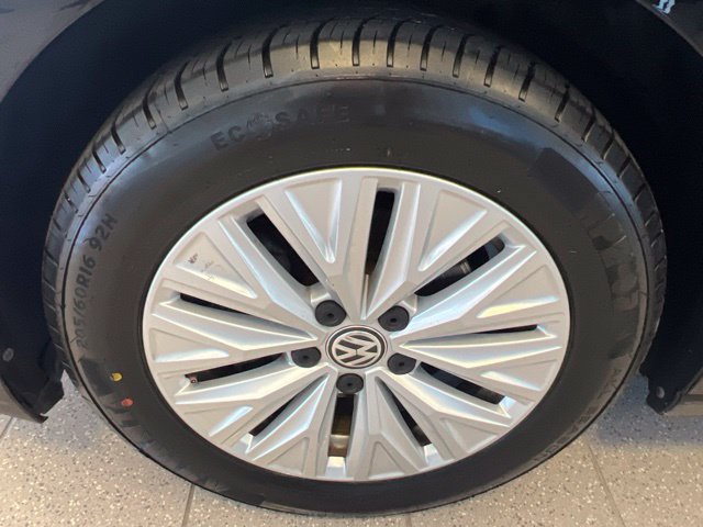 Used 2020 Volkswagen Jetta S FWD image 32