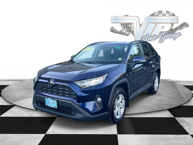 Used 2021 Toyota RAV4 XLE AWD/4WD image 4