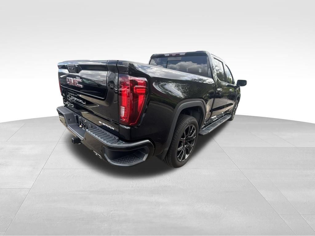 Used 2023 GMC Sierra 1500 Denali w/ Technology Package AWD/4WD image 7