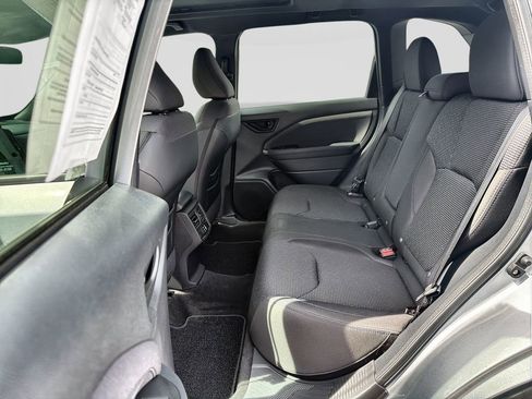 Used 2026 Subaru Forester Premium AWD/4WD image 30