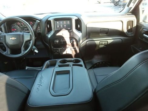 Used 2020 Chevrolet Silverado 1500 W/T w/ WT Value Package image 17