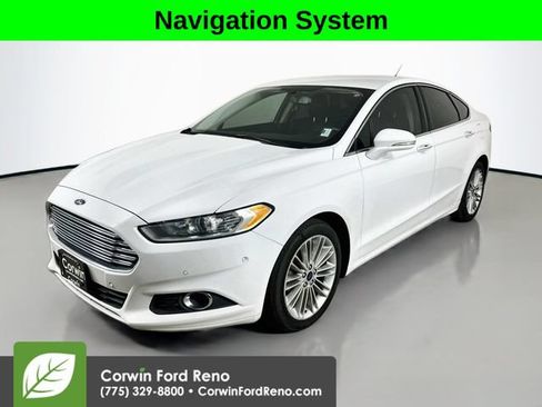 Used 2016 Ford Fusion SE w/ Equipment Group 202A AWD/4WD image 3