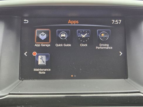 Used 2017 Nissan Pathfinder SV FWD image 13