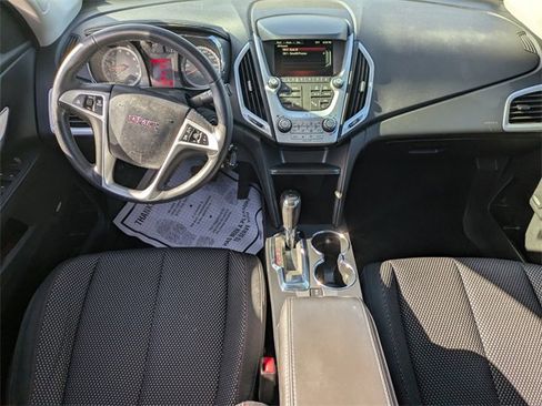 Used 2016 GMC Terrain SLE image 17