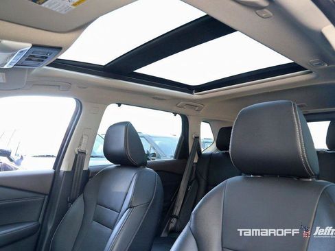 Certified 2023 Nissan Rogue SL w/ SL Premium Package image 3