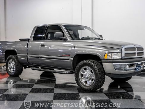 Used 2002 Dodge Ram 2500 Truck 2WD Quad Cab image 13