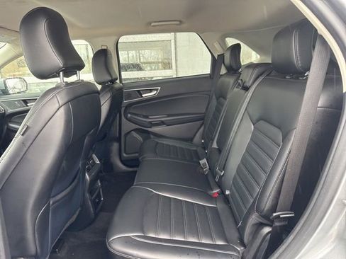 Used 2024 Ford Edge SEL image 18