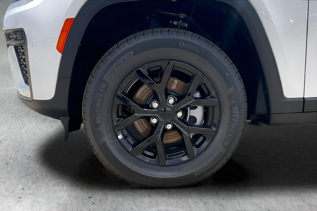 New 2026 Jeep Grand Cherokee Altitude RWD image 20