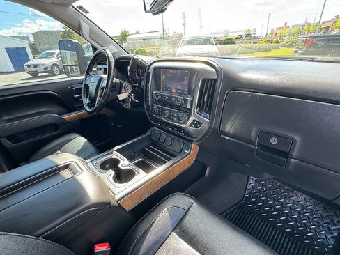 Used 2015 Chevrolet Silverado 2500 LTZ w/ LTZ Plus Package AWD/4WD image 22