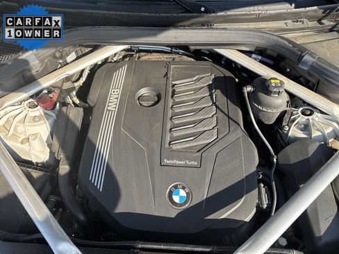 Used 2022 BMW X5 xDrive40i w/ M Sport Package AWD/4WD image 36