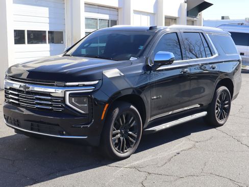Used 2025 Chevrolet Tahoe Premier image 5
