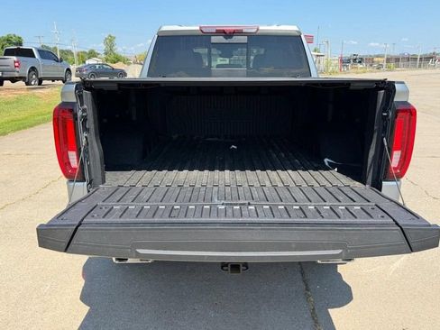 Used 2026 GMC Sierra 1500 AT4 w/ AT4 Premium Package AWD/4WD image 5