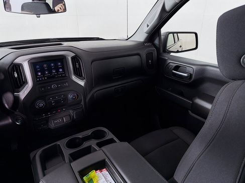 Used 2024 Chevrolet Silverado 1500 Custom image 22