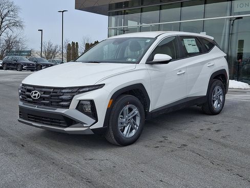 New 2026 Hyundai Tucson SE image 2