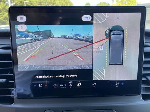 New 2025 Ford Transit 250 Base image 18